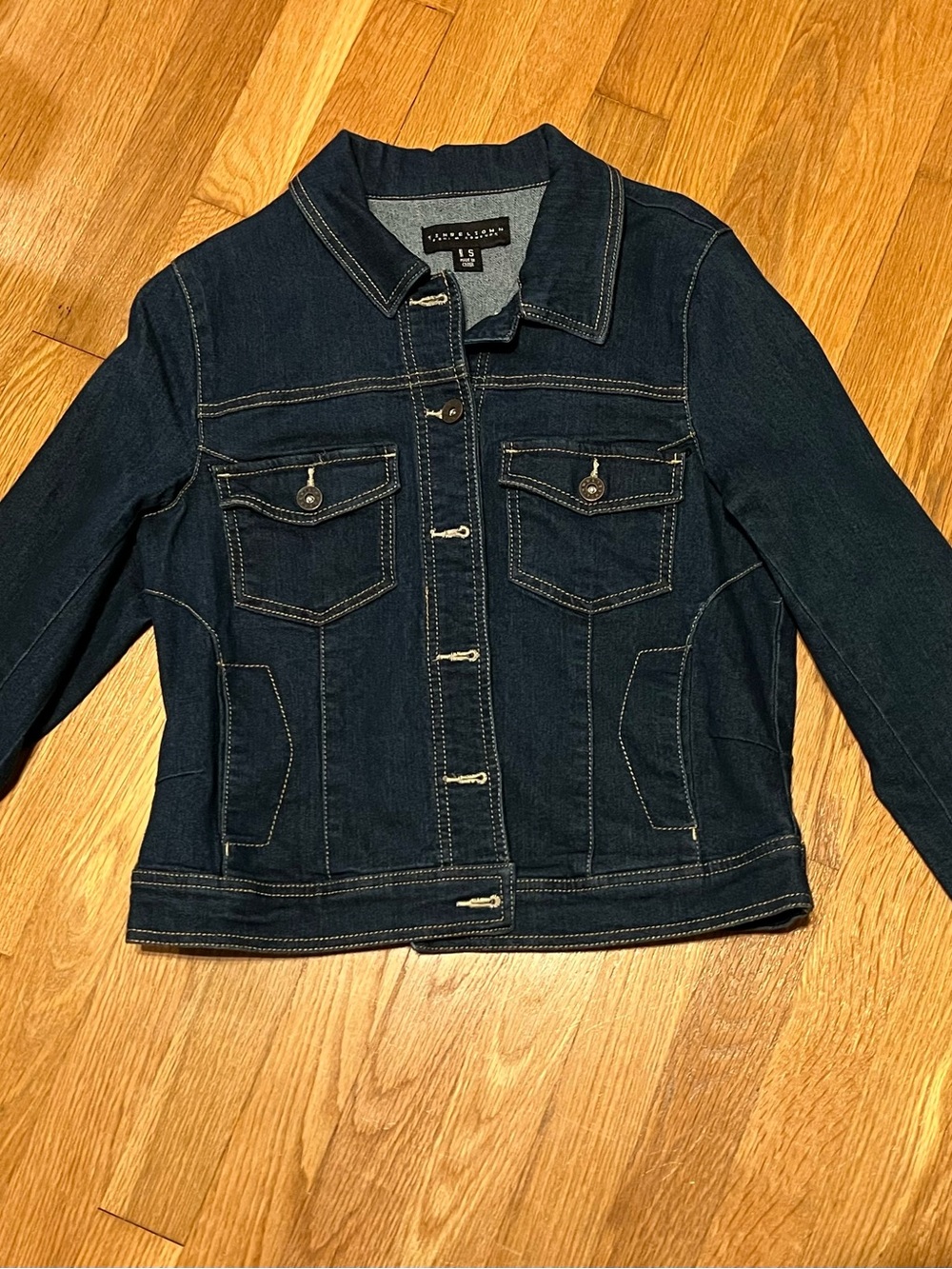 Tinseltown Denim Jacket Blue Size Small (4) small pockets
